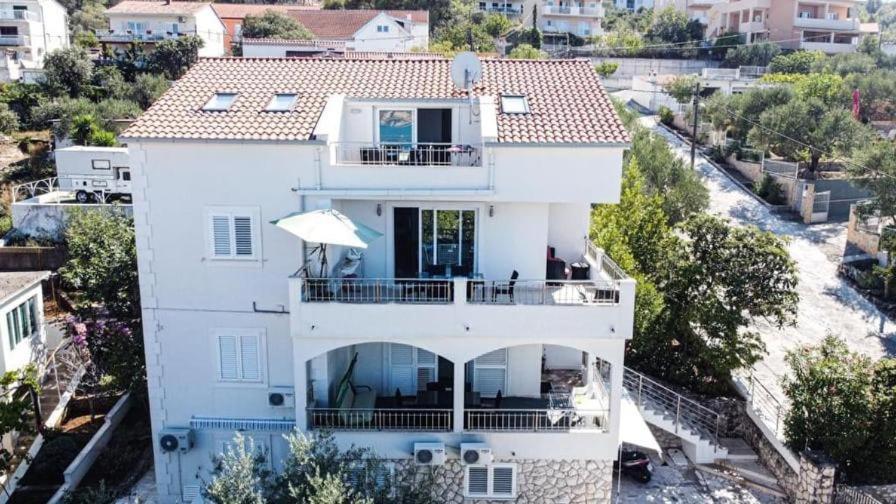 Genesis Apartment Trogir Exterior photo